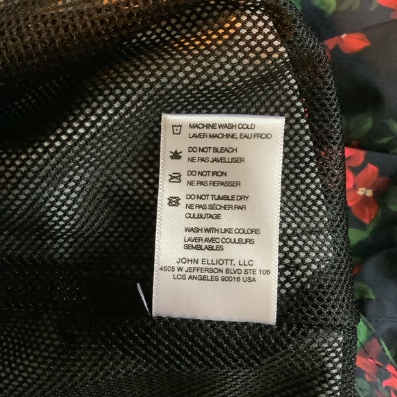 John Elliott Men’s Floral Print Board Shorts Size XL | Designer Streetwear LA - Picture 11 of 11